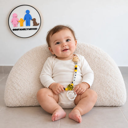 Porta chupete personalizado Peñarol FamilyMood personalizado sentado con apoyo | FamilyMood