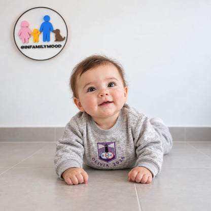 Buzo Personalizado Defensor sporting — puesto en bebé, boca abajo apoyado en los brazos | FamilyMood