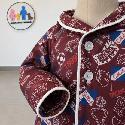 Pijama Nacional — Camisa y Pantalón Estampado Decano — puesto en modelo | FamilyMood